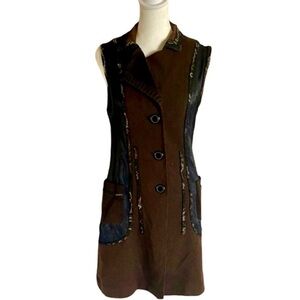 Canvasbacks Stylish Brown Sleeveless Coat. Button up. Vintage. Size XS.